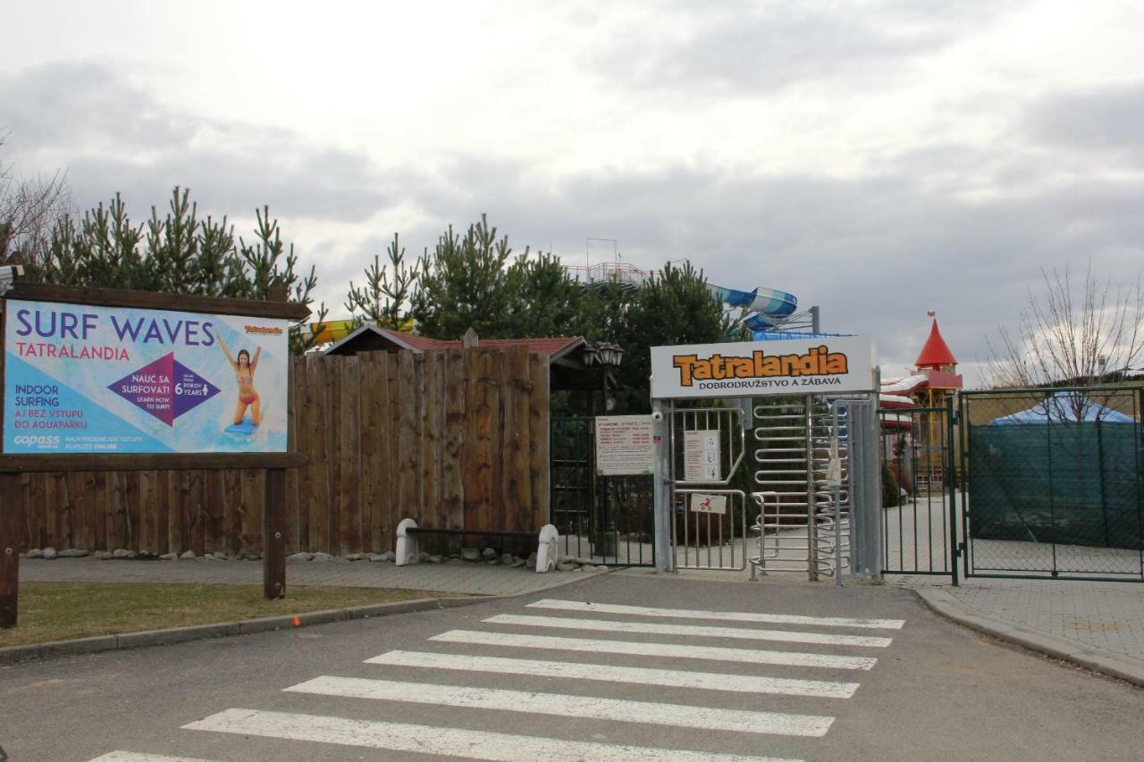 Chatky 101 A 411 Tatralandia Lipótszentmiklós Kültér fotó